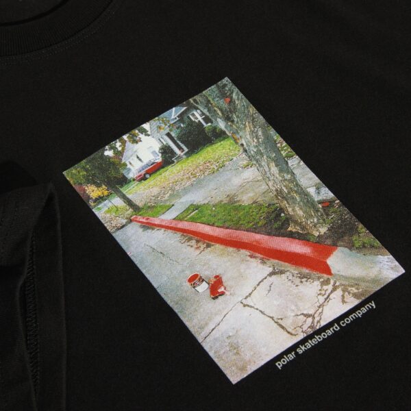 POLAR RED CURB T-SHIRT BLACK