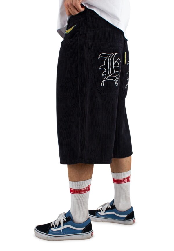 home boy X-TRA MONSTER GOTHIC CORD SHORTS (black)