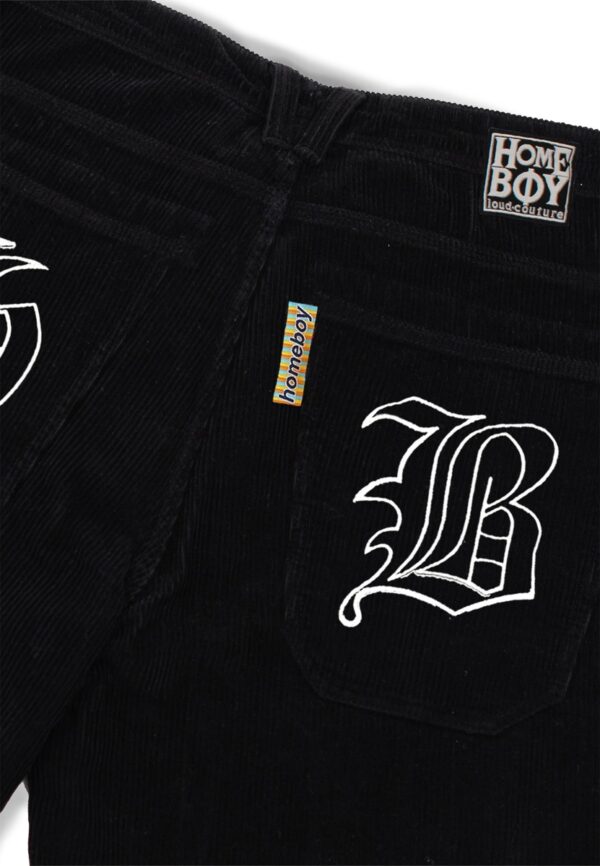 home boy X-TRA MONSTER GOTHIC CORD SHORTS (black)