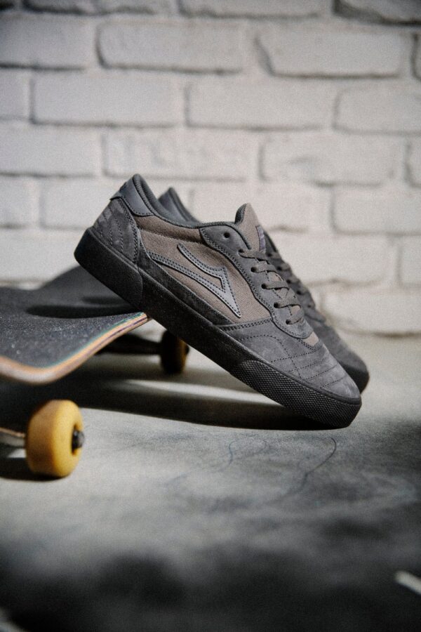 LAKAI FOOTWEAR CAMBRIDGE CHARCOAL