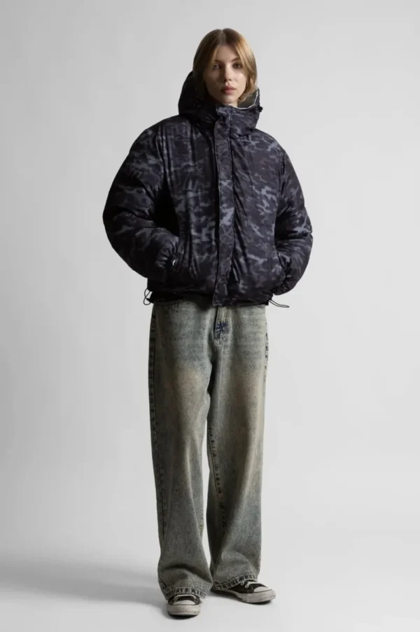 WASTED WASTED DIGICAMO REVERSIBLE PUFFER (CAMO WHITE / BLACK )